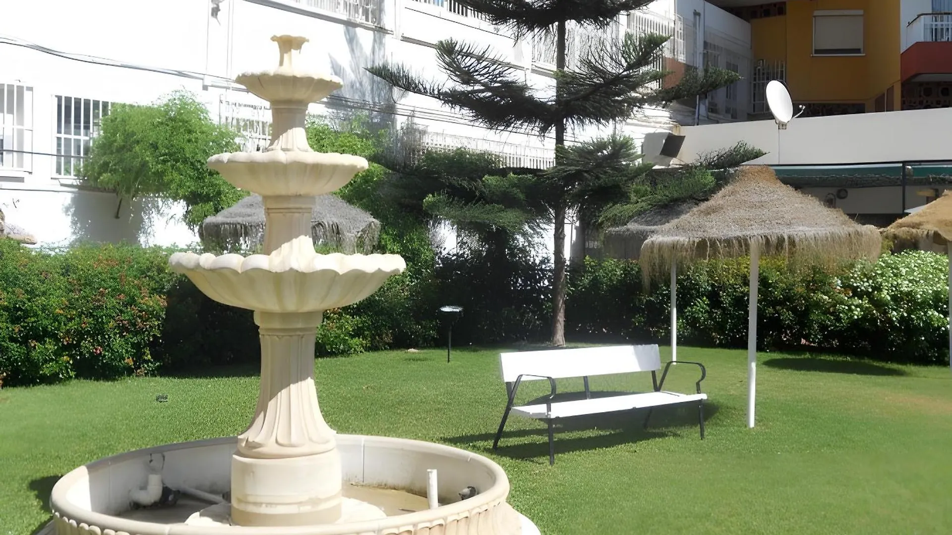 Apartment Next To Puerto Marina And The Beach Benalmadena
