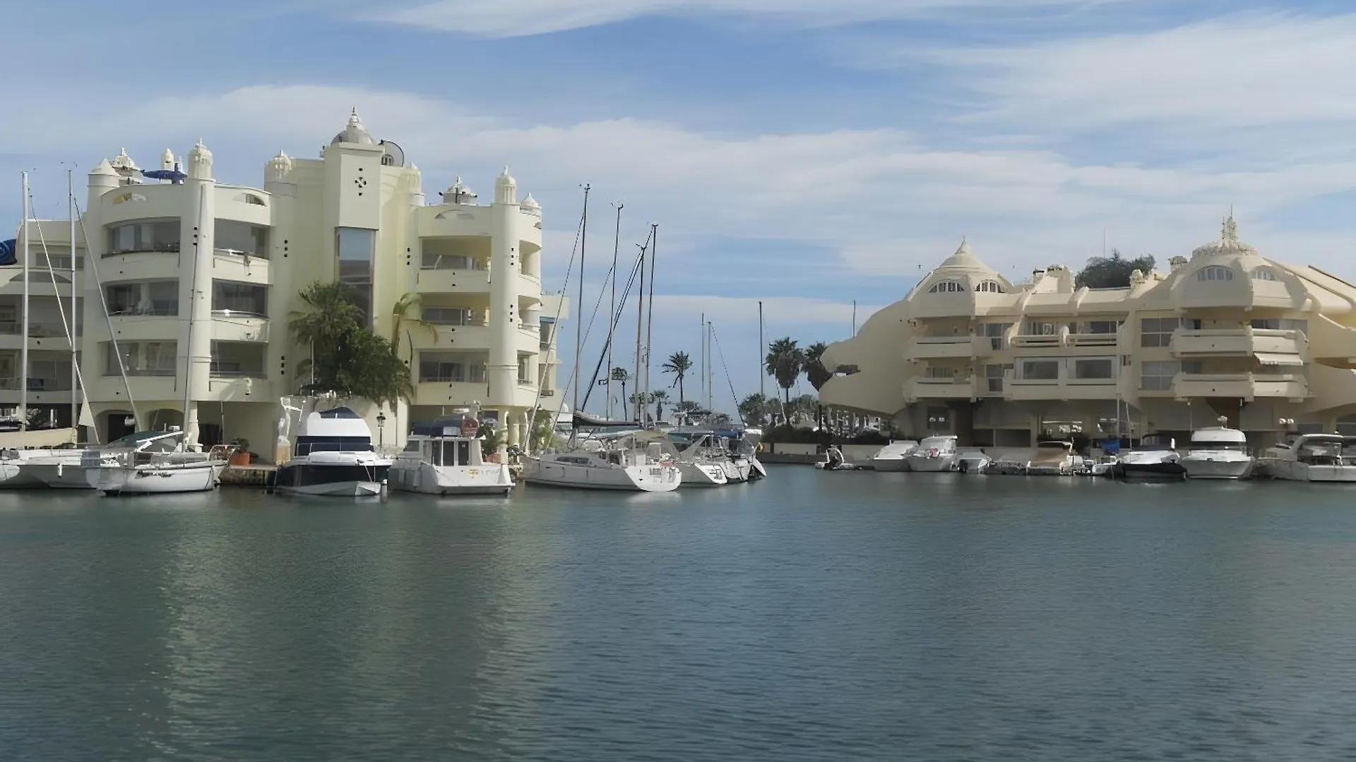 Next To Puerto Marina And The Beach Benalmádena