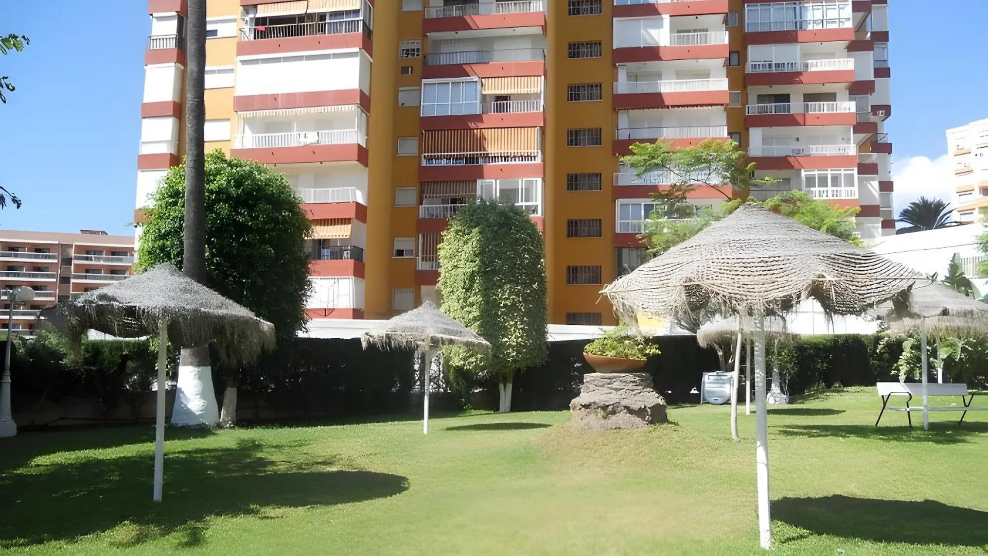 Next To Puerto Marina And The Beach 贝纳尔马德纳 0*,  西班牙